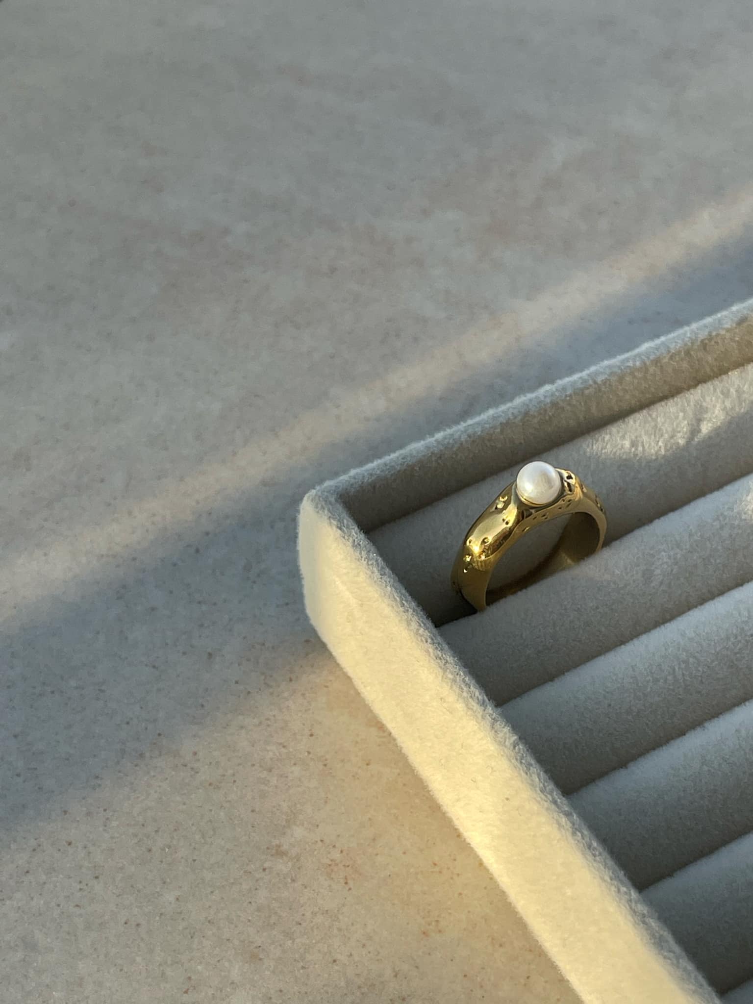 Pierścionek ,,Anello''