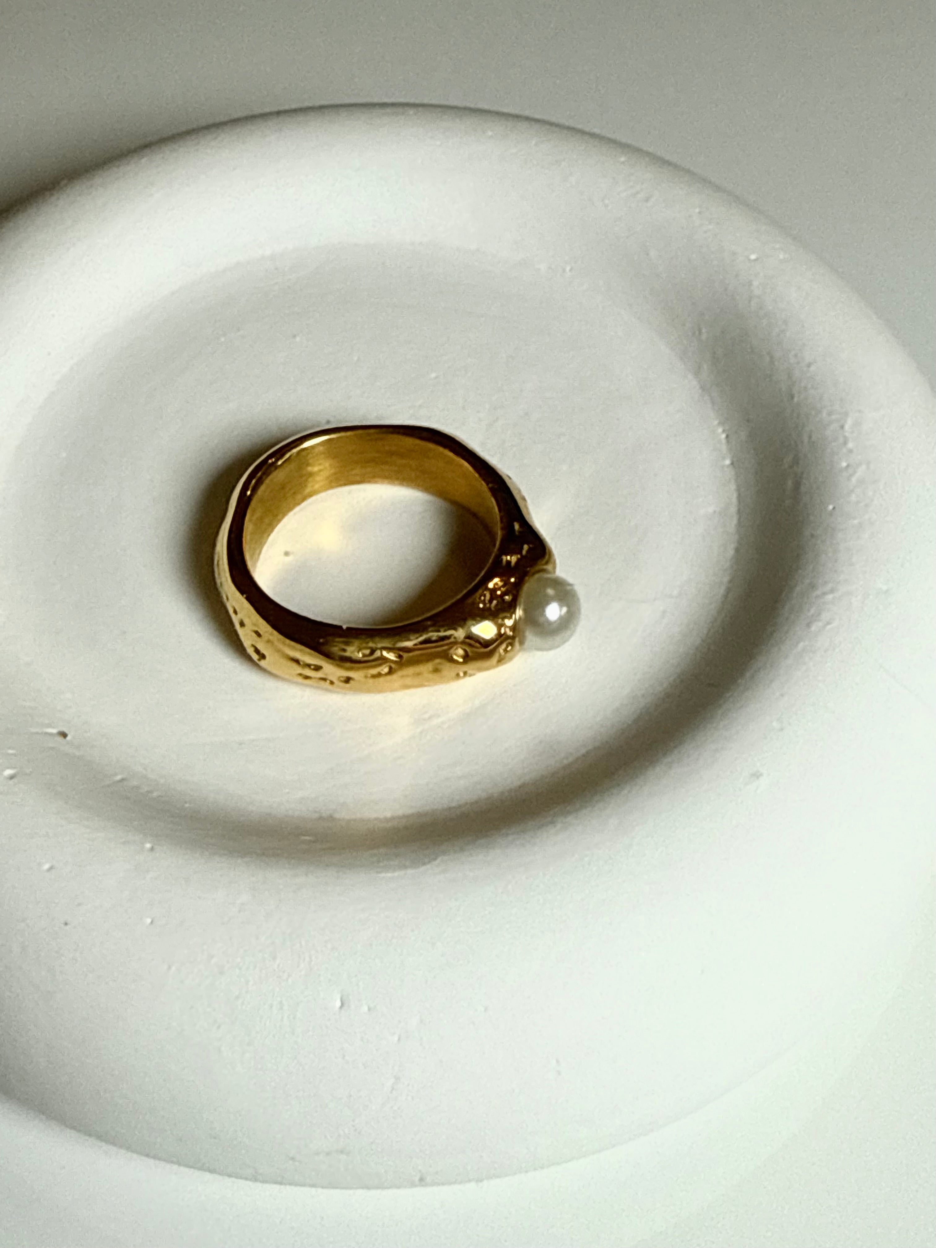 Pierścionek ,,Anello''
